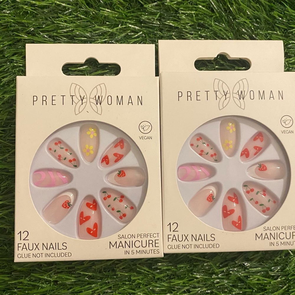 Pretty Woman Faux Nails Set
